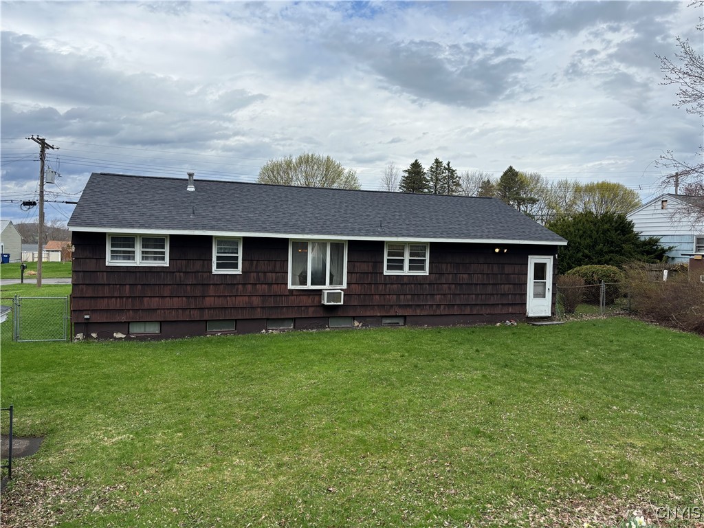113 Charles Drive, Camillus, New York image 35
