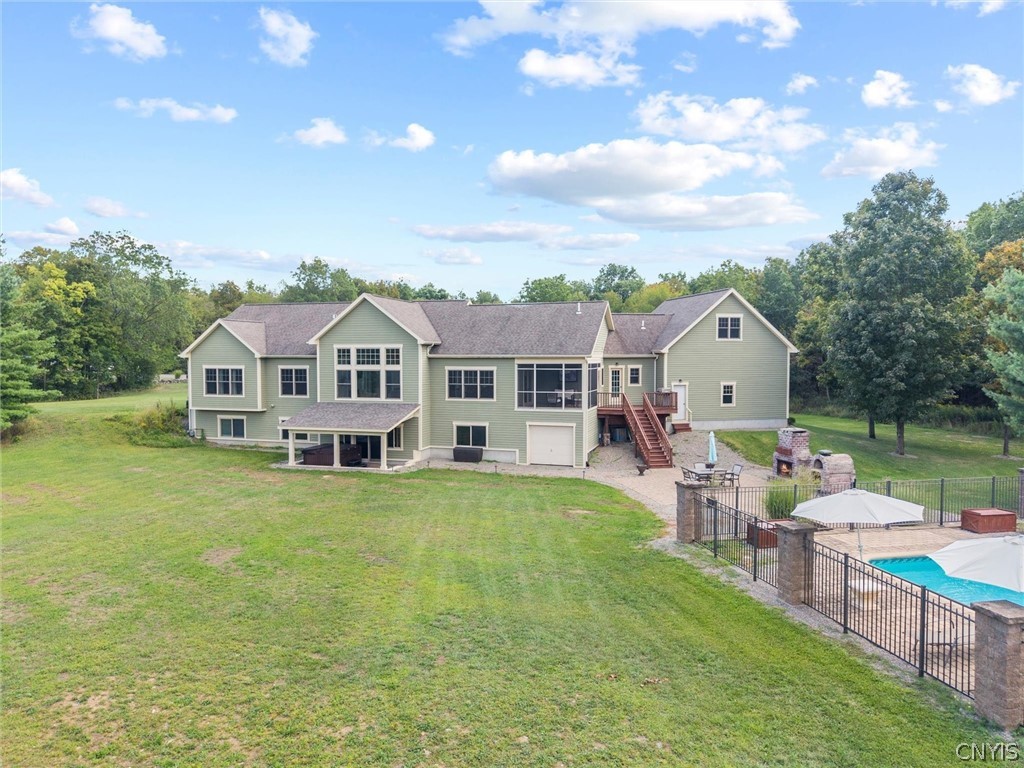 8456 Brae Leure Road