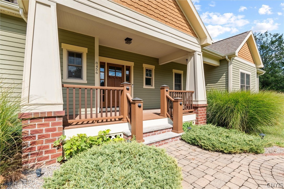 8456 Brae Leure Road