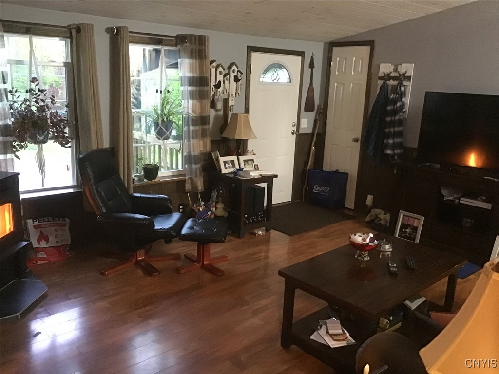 6361 Trenton Road, Marcy, New York image 18