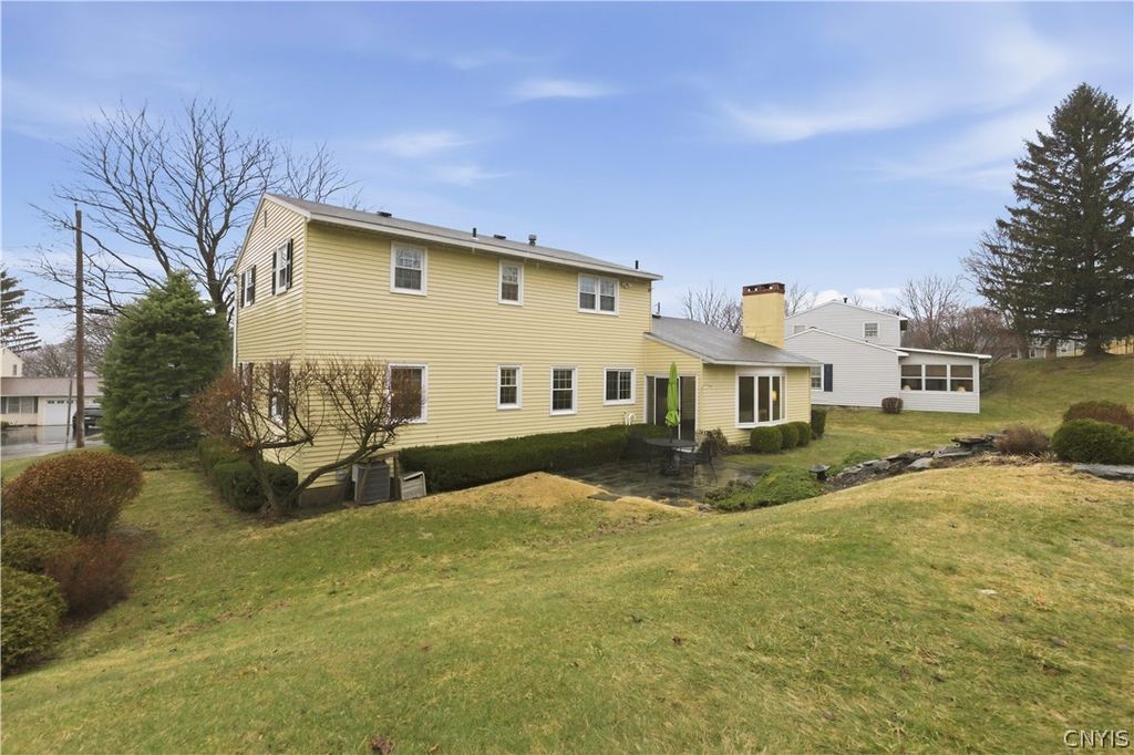 Photo of 112 Southwest Way Way, Camillus, NY 13031 (MLS # S1666281)