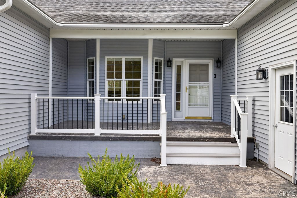 121 Canterbury Way