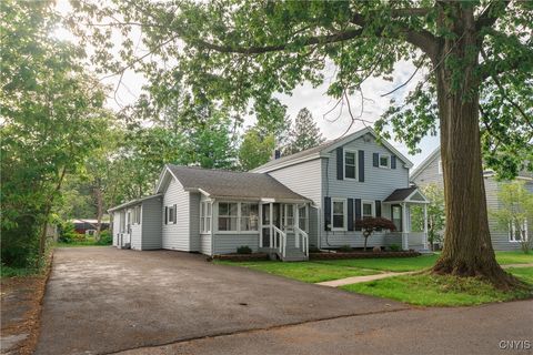 4 Division Street Baldwinsville NY 13027