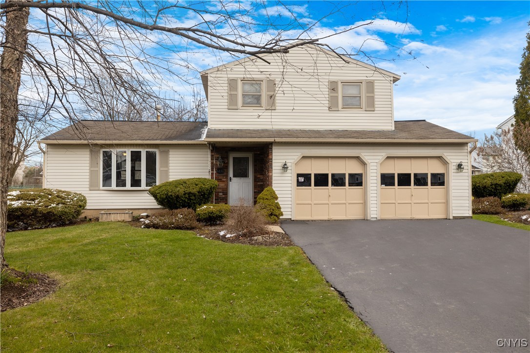 6137 Ridgecrest Drive, Cicero, New York image 1