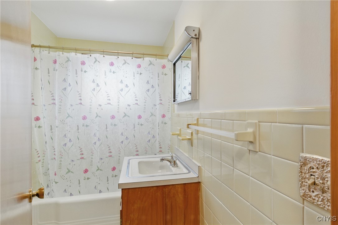 106 Lee Terrace, Manlius, New York image 32