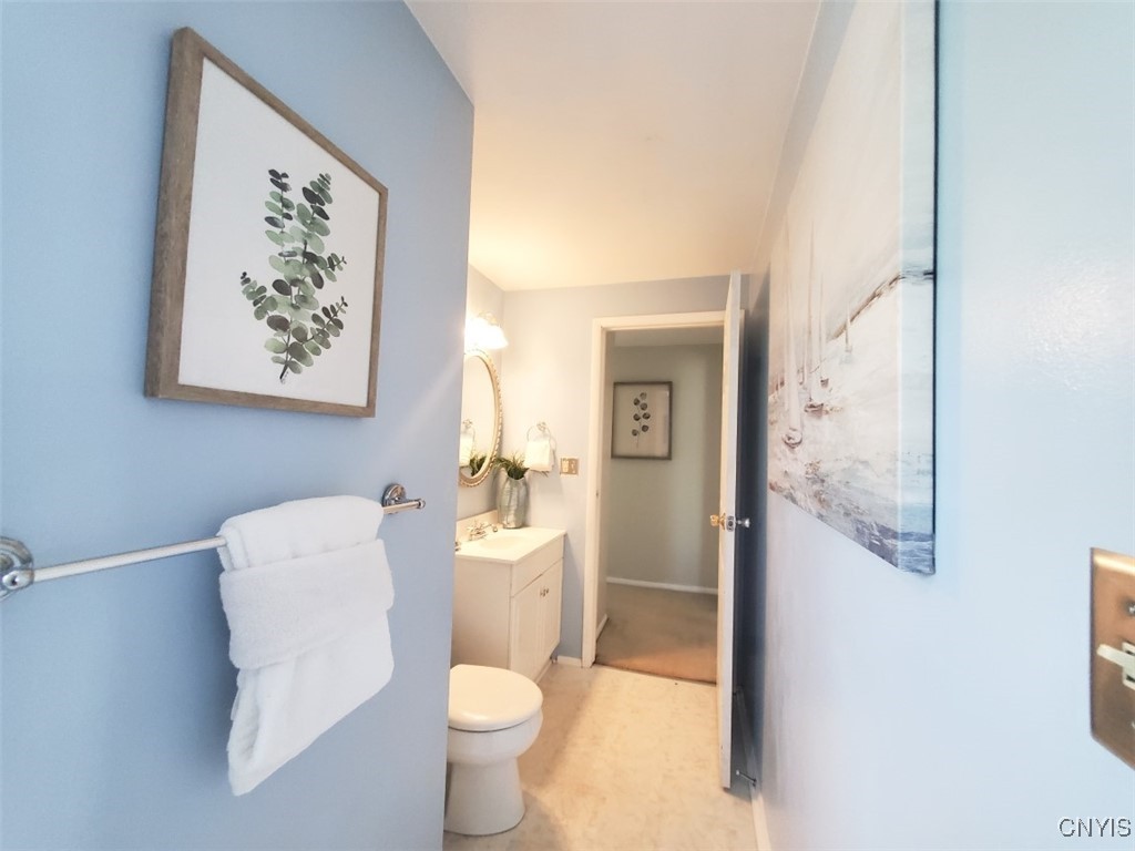 8228 Lucchesi Drive, Clay, New York image 18