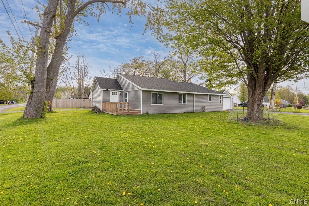 Photo of 7482 Surbrook Road, Lysander, NY 13027 (MLS # S1678957)