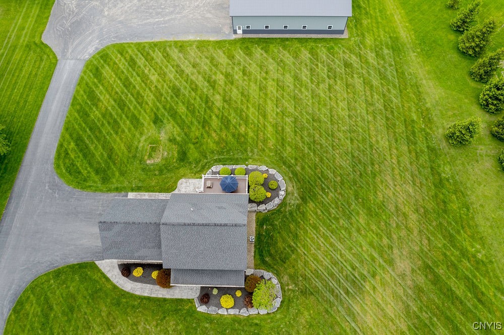 6867 Swamp Road