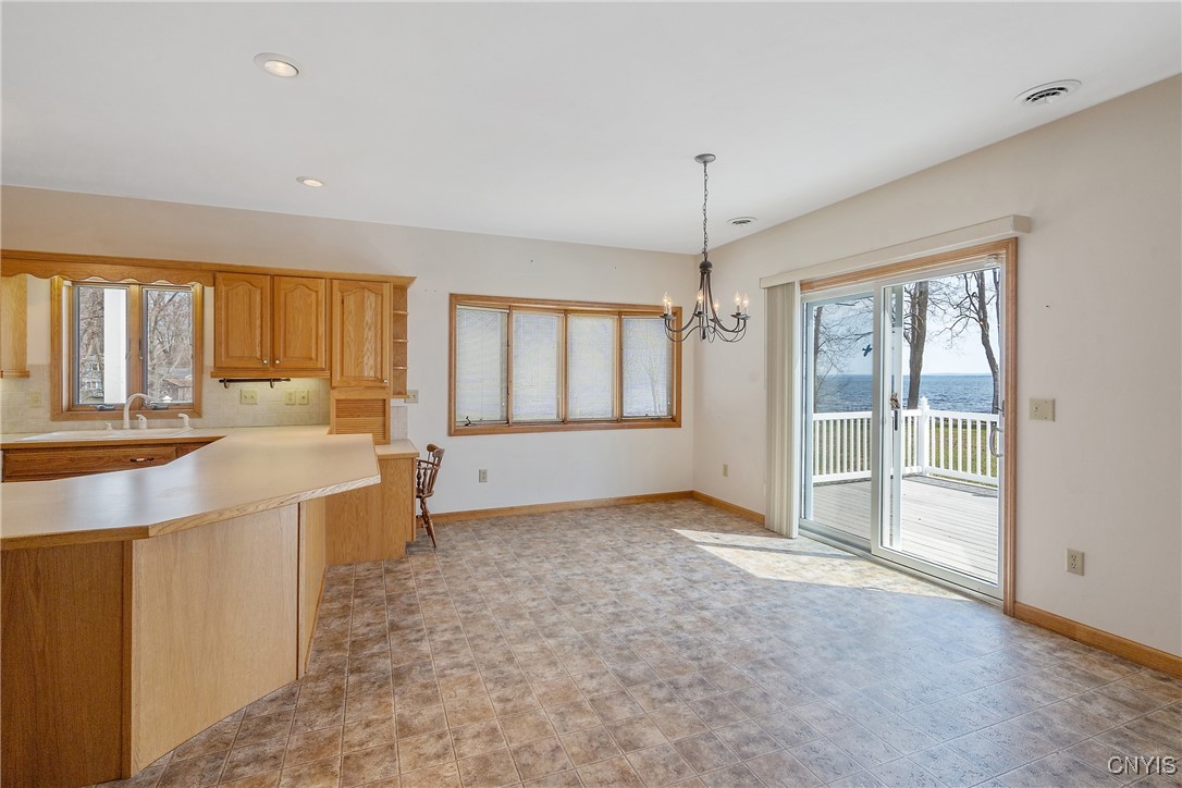 28 Wedgeworth Drive, West Monroe, New York image 13