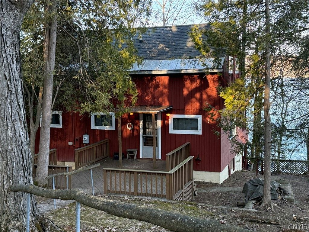 Photo of 2374 Olanco Road, Spafford, NY 13110 (MLS # S1662470)