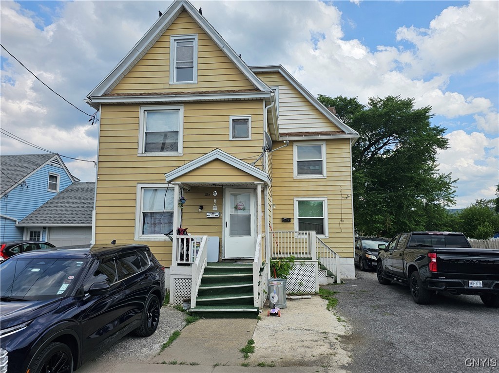 1125 Adams Street