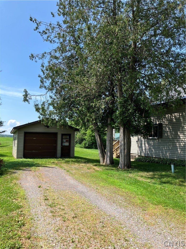 9216 Fishlane Road