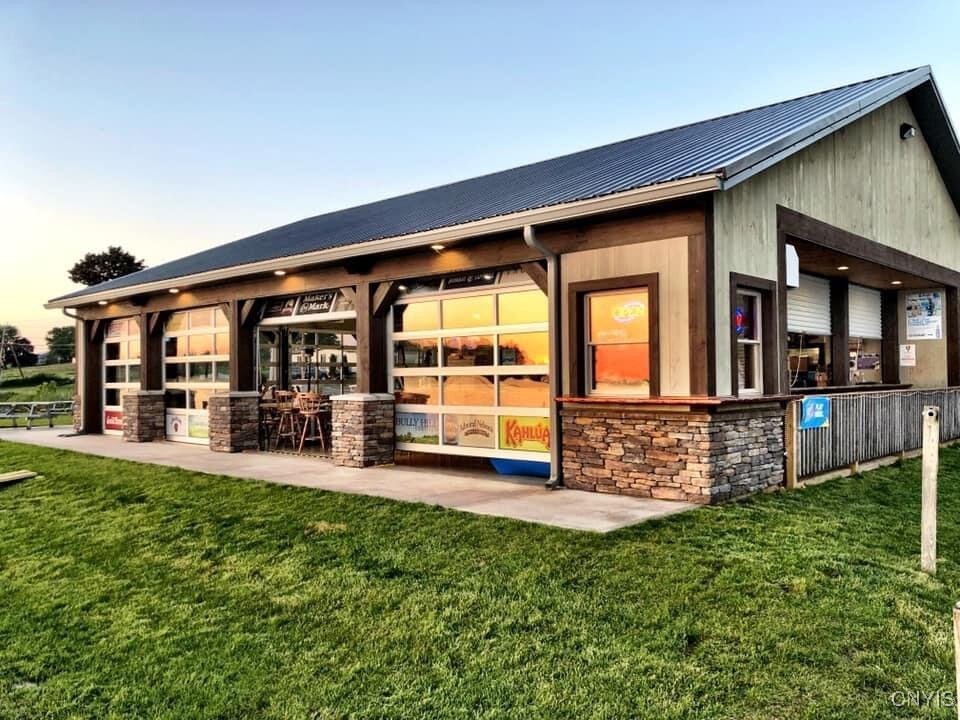 7147 Lake Bluff Road