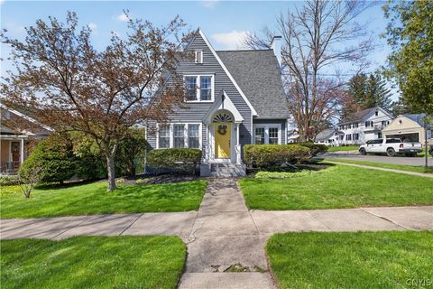 Homes For Sale - 17 Highland Street<br/> Auburn, NY 13021