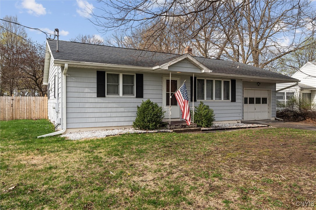 104 Williams Street, Clay, New York image 3
