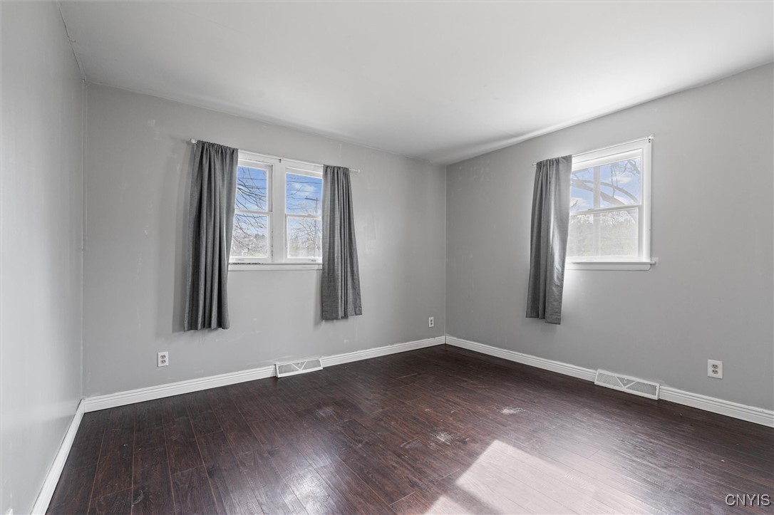 104 Williams Street, Clay, New York image 18