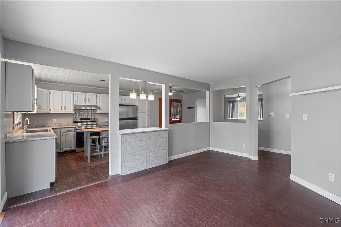 104 Williams Street, Clay, New York image 14