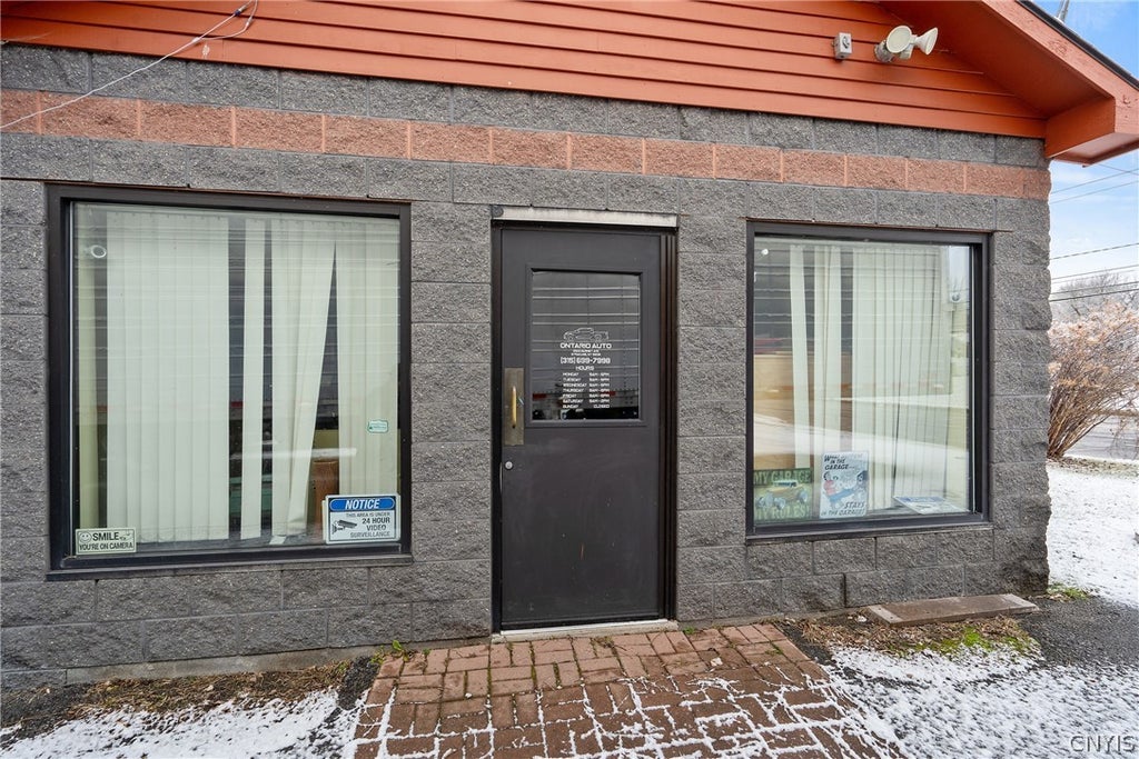 Photo of 2500 Burnet Ave AVE, Syracuse, NY 13206 (MLS # S1699537)