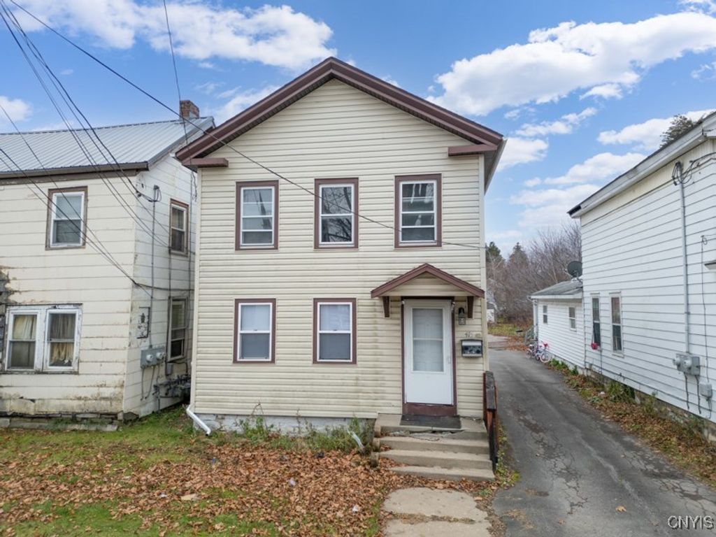 Photo of 415 N Prospect st St, Herkimer, NY 13350 (MLS # S1652845)