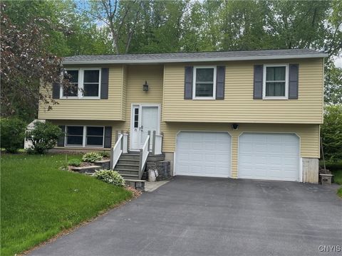 76 Windebank Lane, Manlius, NY 13116 - MLS#: S1608567