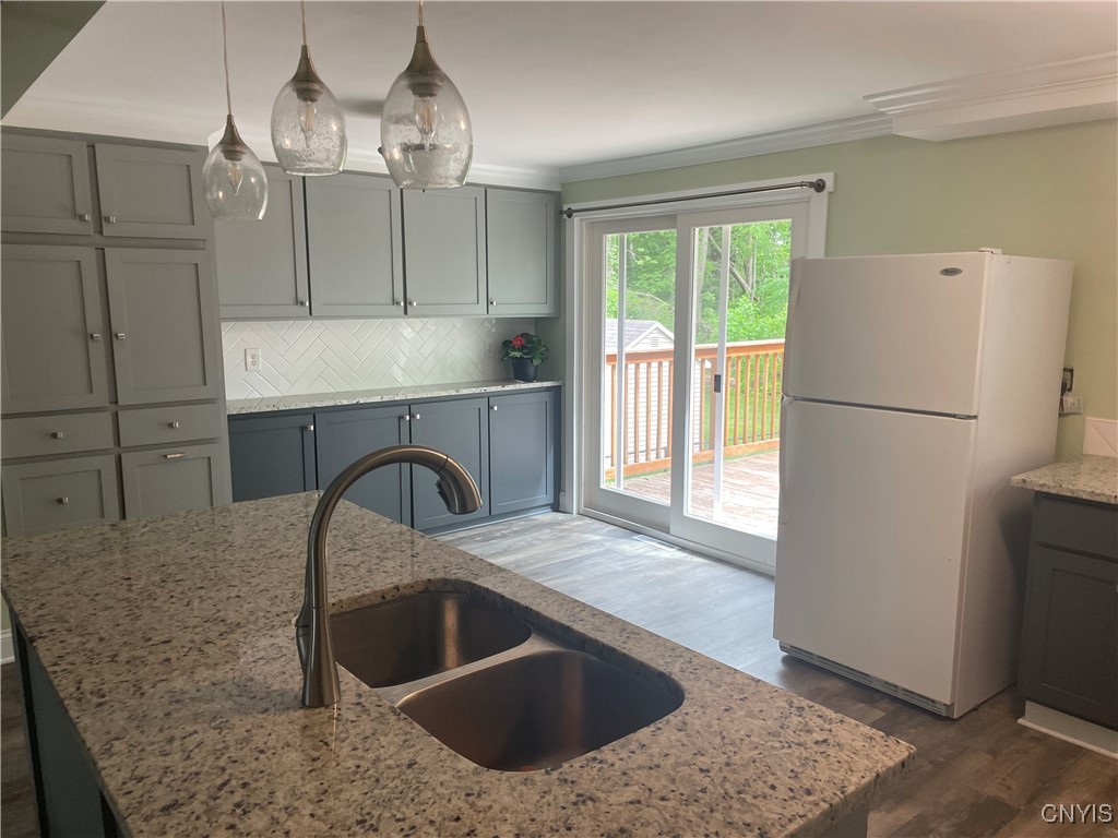 76 Windebank Lane, Manlius, New York image 6