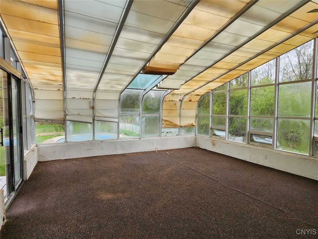 8495 Caughdenoy Road, Clay, New York image 11