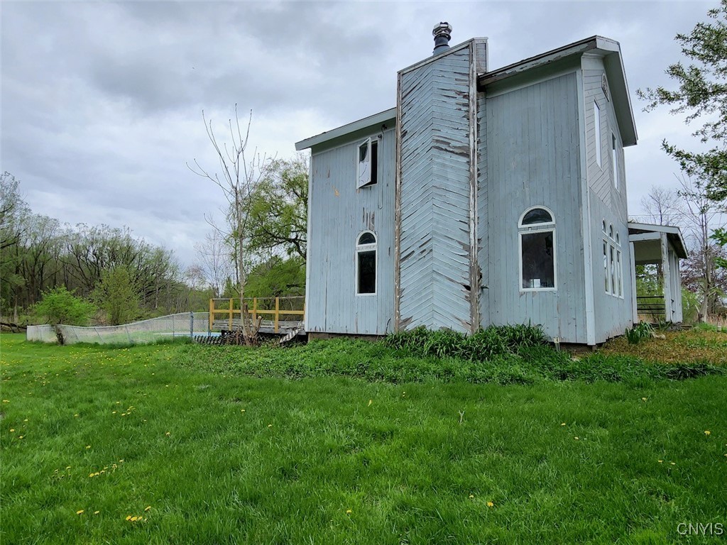 8495 Caughdenoy Road, Clay, New York image 4