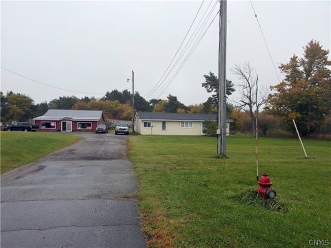 Photo of 26202 US Route 11, Le Ray, NY 13637 (MLS # S1721115)