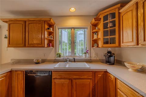 Tiny photo for 9430 Hawkeye Drive, Cicero, NY 13029 (MLS # S1704232)