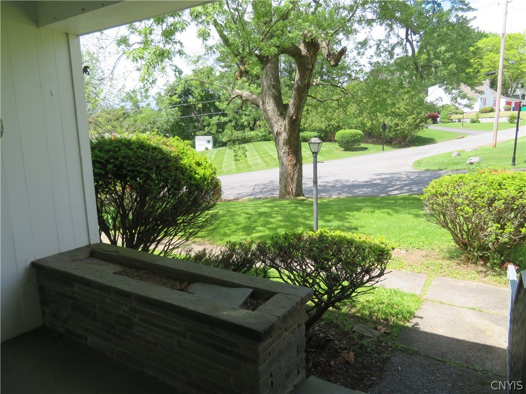 22 Forest Road