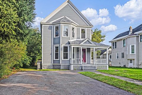 1002 N Madison Street, Rome-Inside, NY 13440 - MLS#: S1595454
