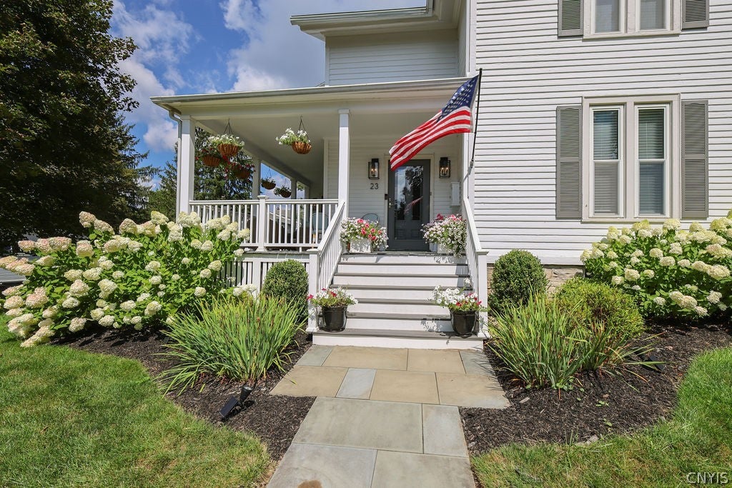 23 E Elizabeth Street