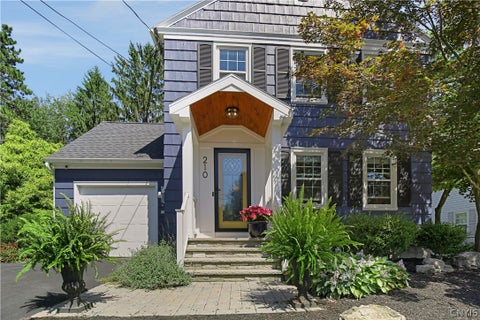 210 Sherwood Drive, Dewitt, NY 13214 - #: S1717910