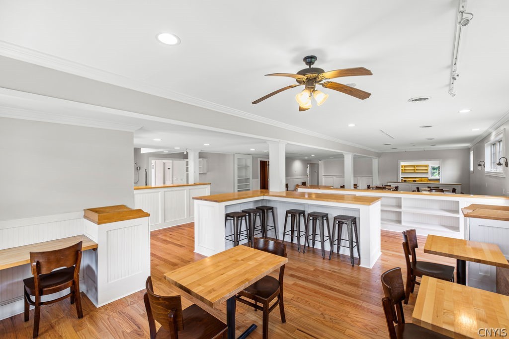 1885 E Lake Road