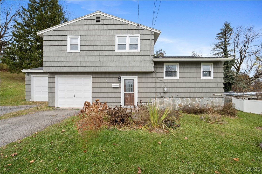 116 Joel Lane, Camillus, New York image 1