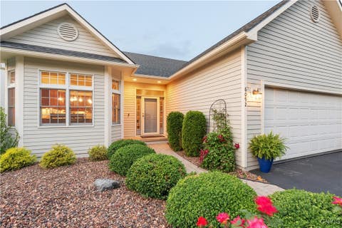 Photo for 6092 Bay Hill Circle