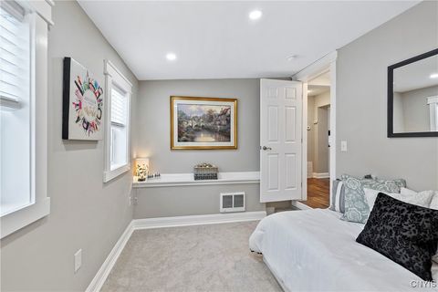 Tiny photo for 141 Ross Street Extension, Auburn, NY 13021 (MLS # S1655485)