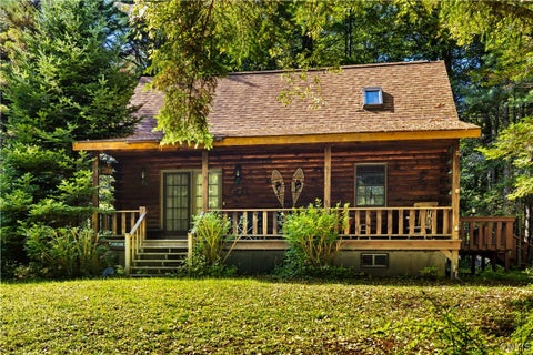 Tiny photo for 115 Chucks WAY, Indian Lake, NY 12842 (MLS # S1714296)
