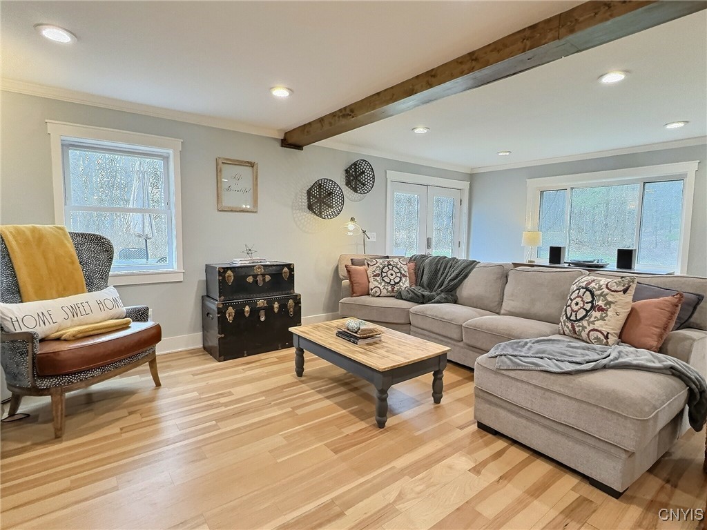 8290 Number 2 Road, Pompey, New York image 16