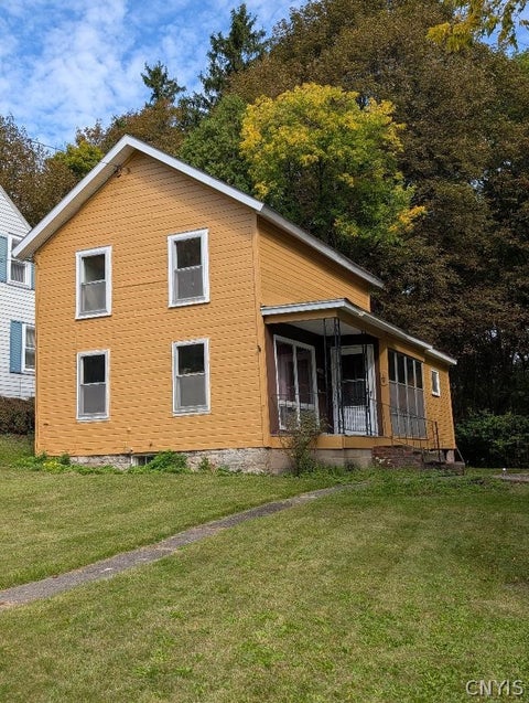 Homes For Sale - 18 Elderkin Avenue<br/> Onondaga County, Camillus, NY 13031