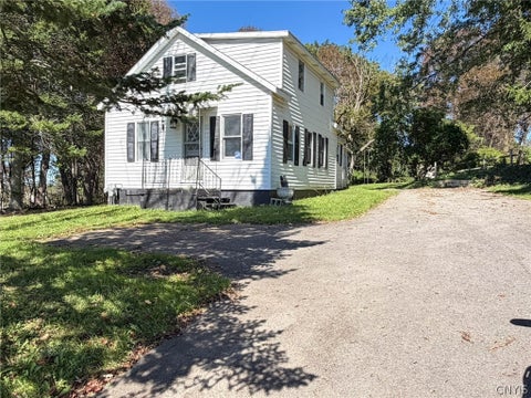 Homes For Sale - 9481 Sessions Road<br/> New Hartford, NY 13413