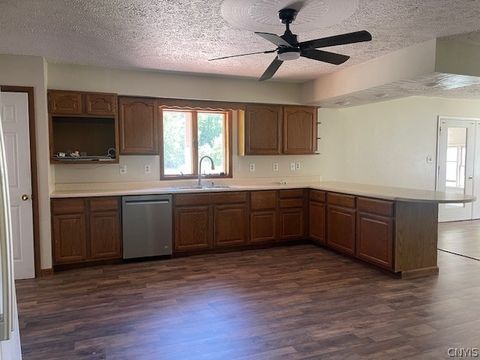 Tiny photo for 1006 Silk Road, Volney, NY 13069 (MLS # S1693387)