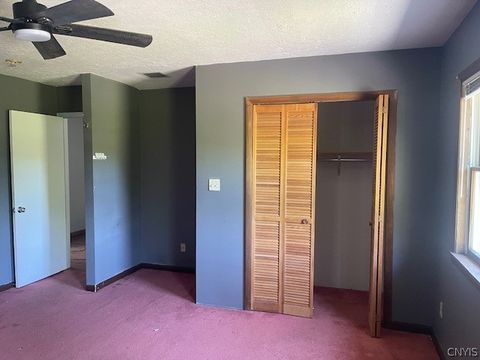 Tiny photo for 1006 Silk Road, Volney, NY 13069 (MLS # S1693387)