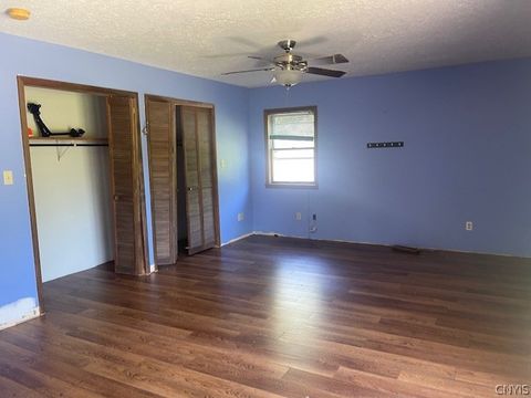 Tiny photo for 1006 Silk Road, Volney, NY 13069 (MLS # S1693387)