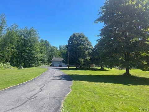 Tiny photo for 1006 Silk Road, Volney, NY 13069 (MLS # S1693387)