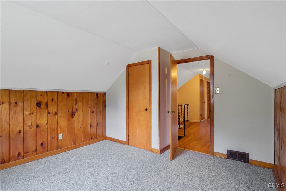 112 Vanida Drive, Camillus, New York image 23