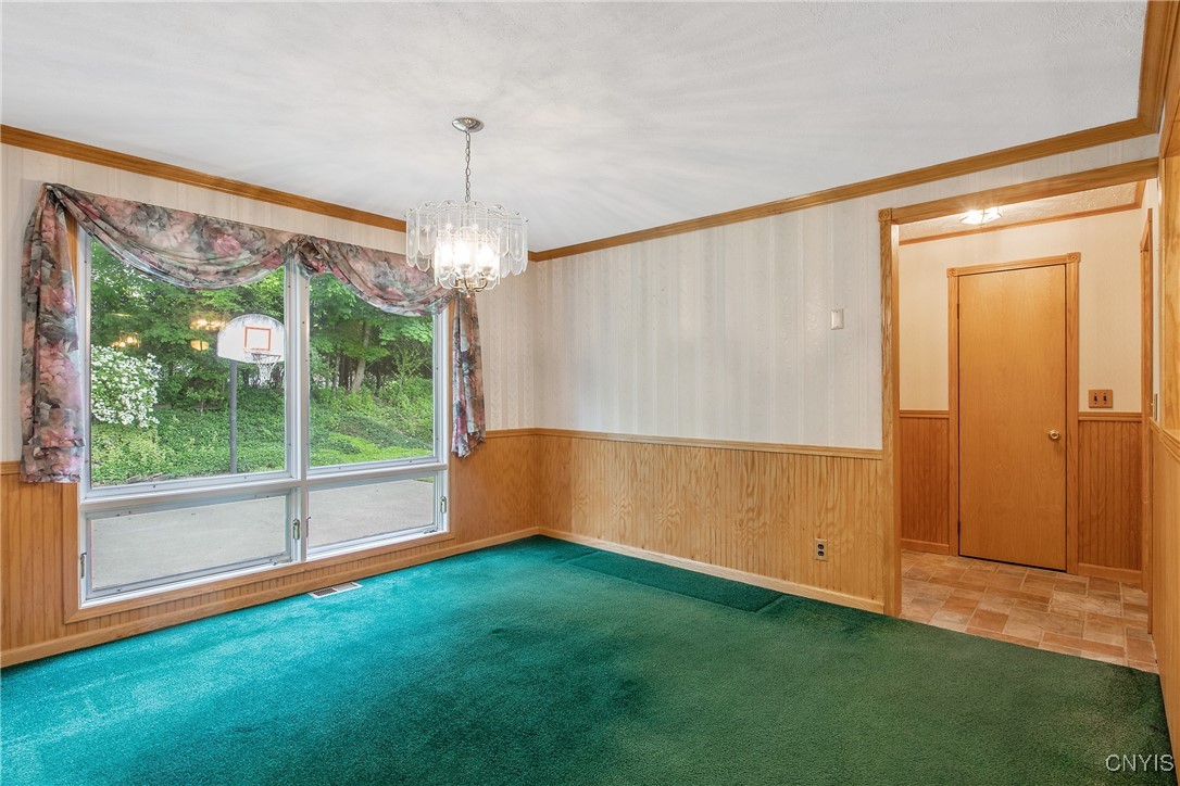 112 Vanida Drive, Camillus, New York image 9