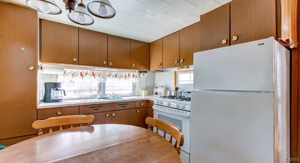 241 Old Piseco Rd