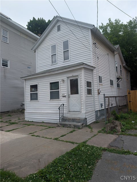Homes For Sale - 1230 Francis Street<br/> Utica, NY 13502