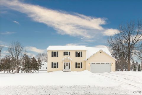 Photo of 246 Cannonball Way, Manlius, NY 13057 (MLS # S1659926)